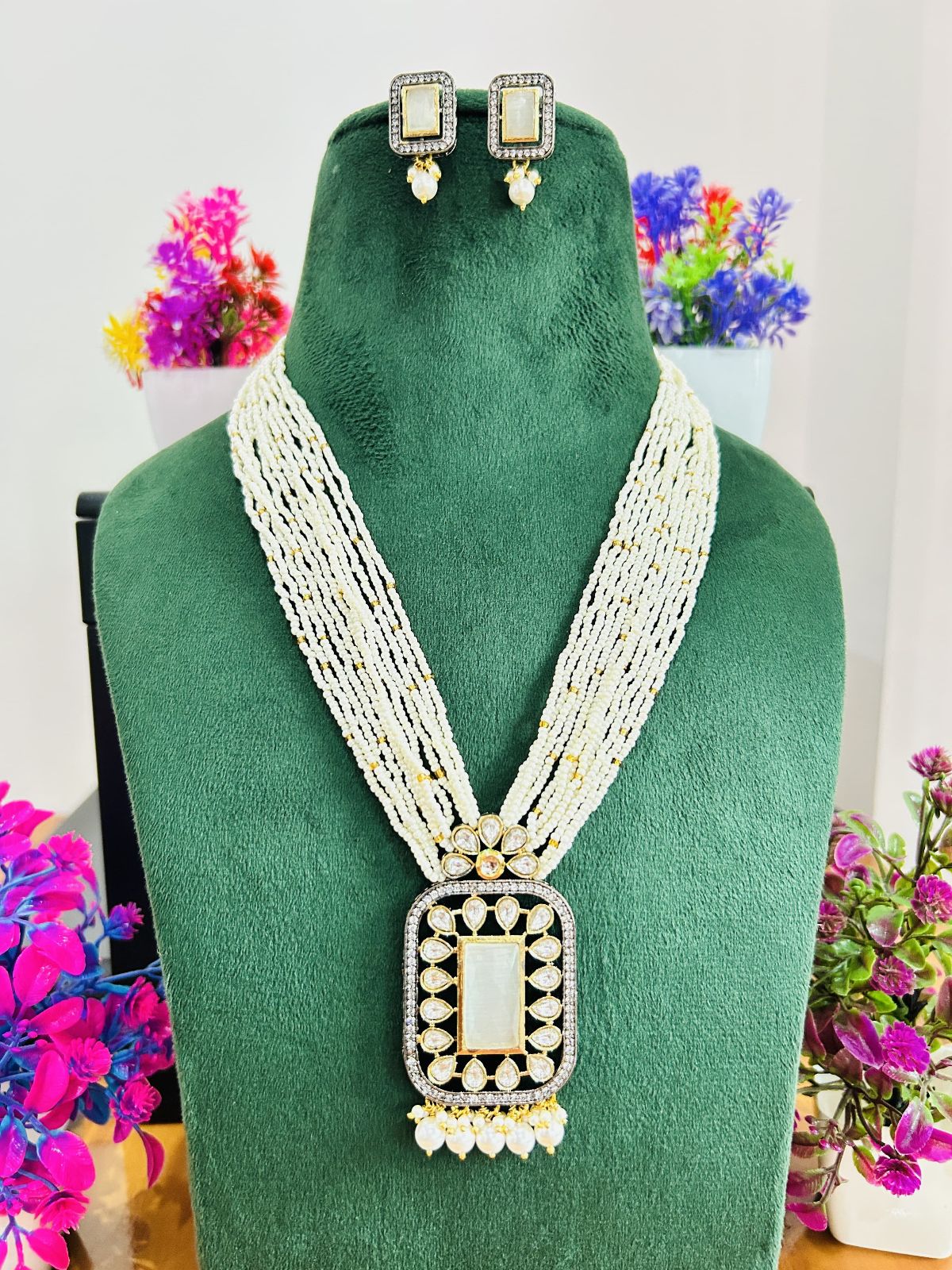 Jadau Kundan Necklace Set (Beads)