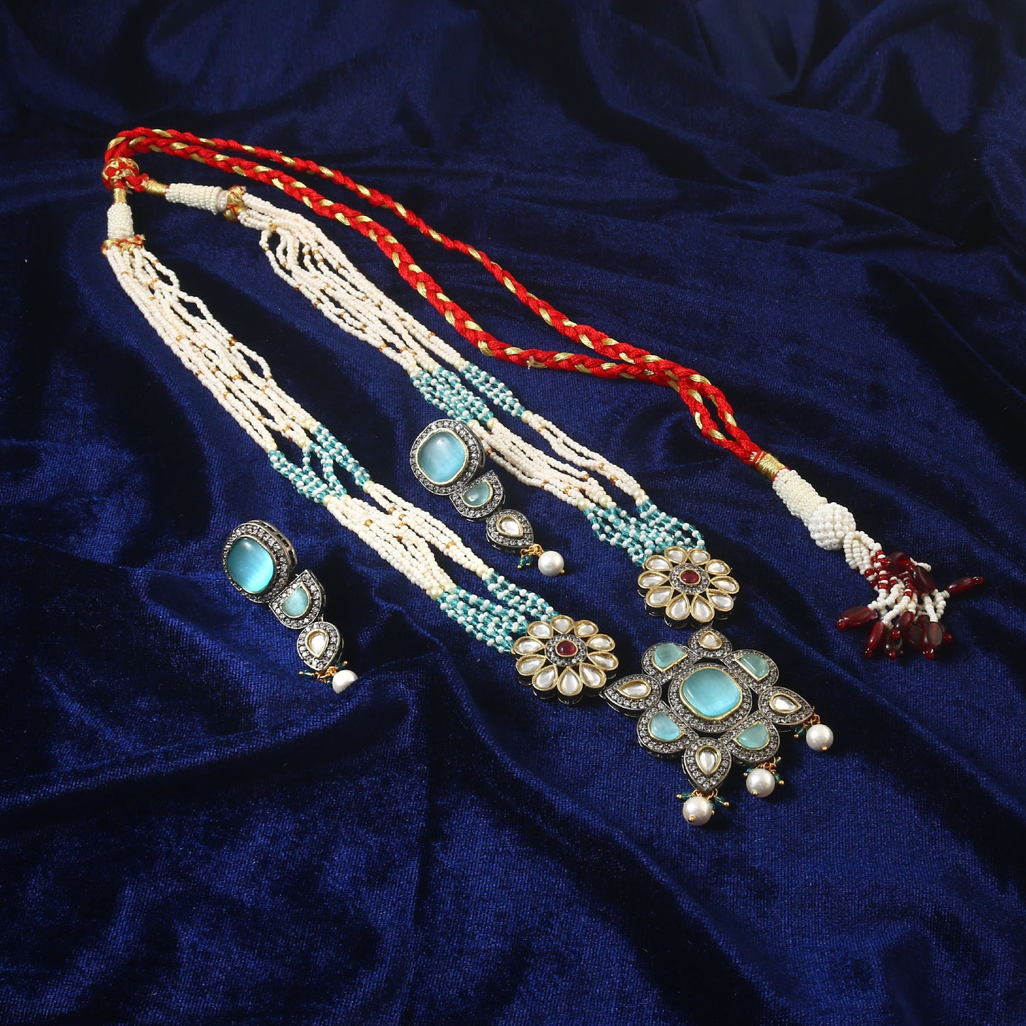 White Stone With Pearl Rani Haar