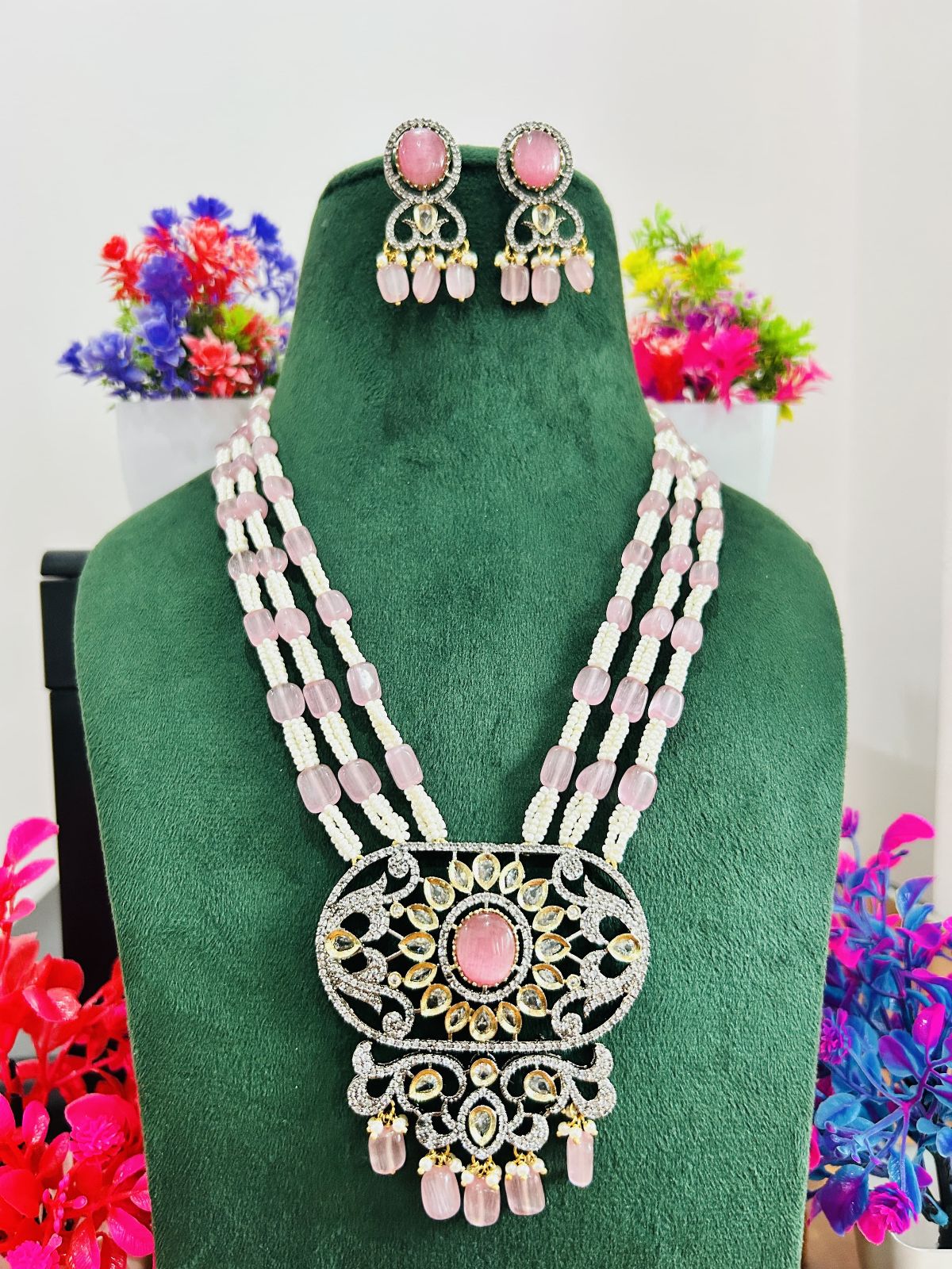 Jadau Kundan Necklace Set (Beads)