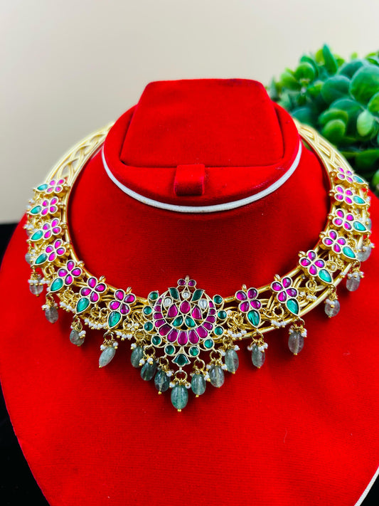 Jadau Kundan Hasli Choker Round