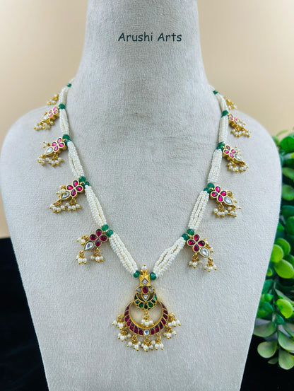 Bead Necklase With Tika