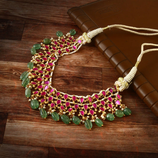 Jadau Kundan Necklace (Green Pearl)