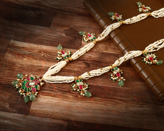 Loose Necklace Set