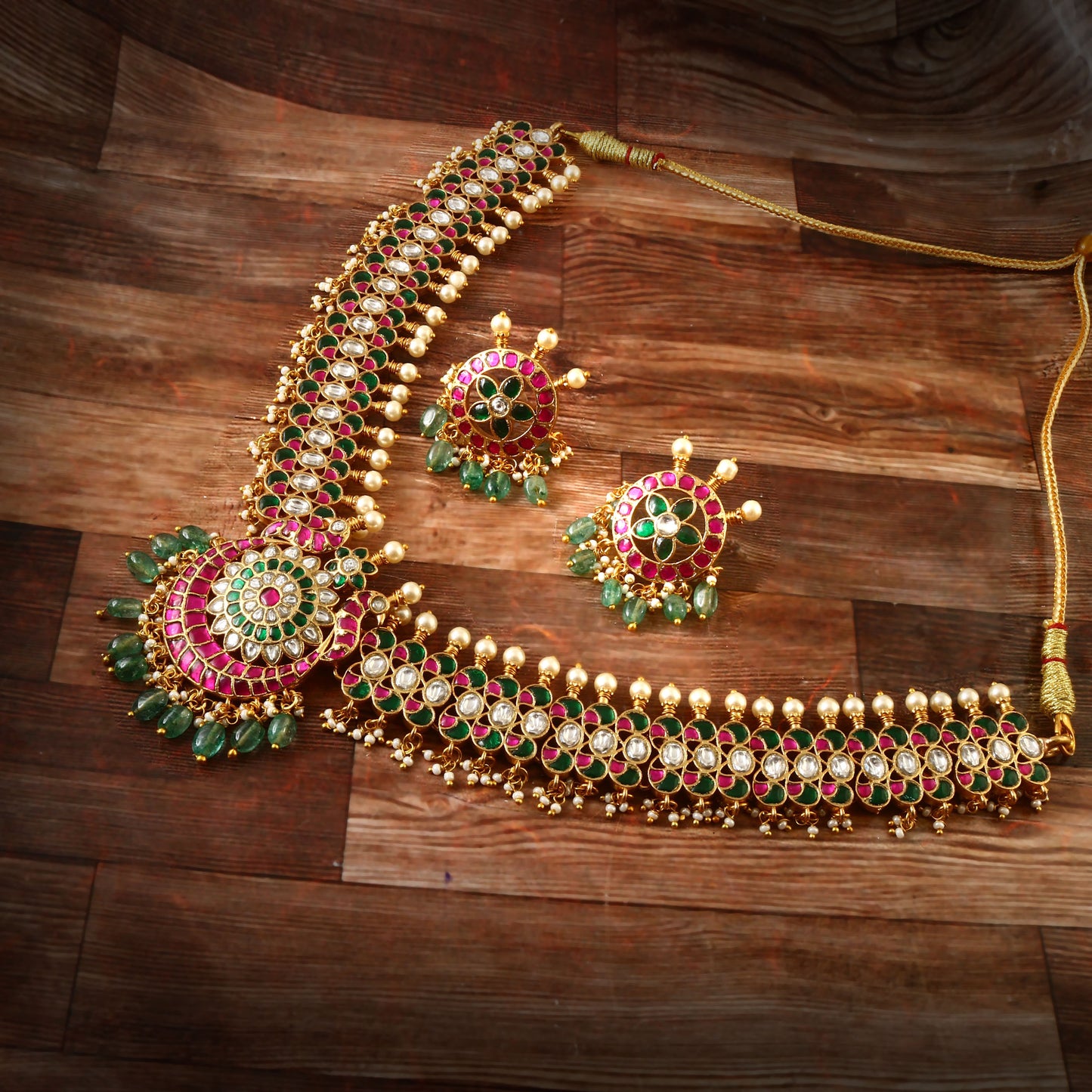 KUNDAN NECKLASE SET