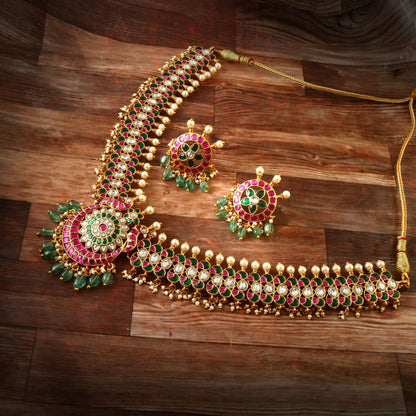 KUNDAN NECKLASE SET