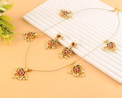 Jadau Kundan Necklace Set is beautifully handcrafted with premium