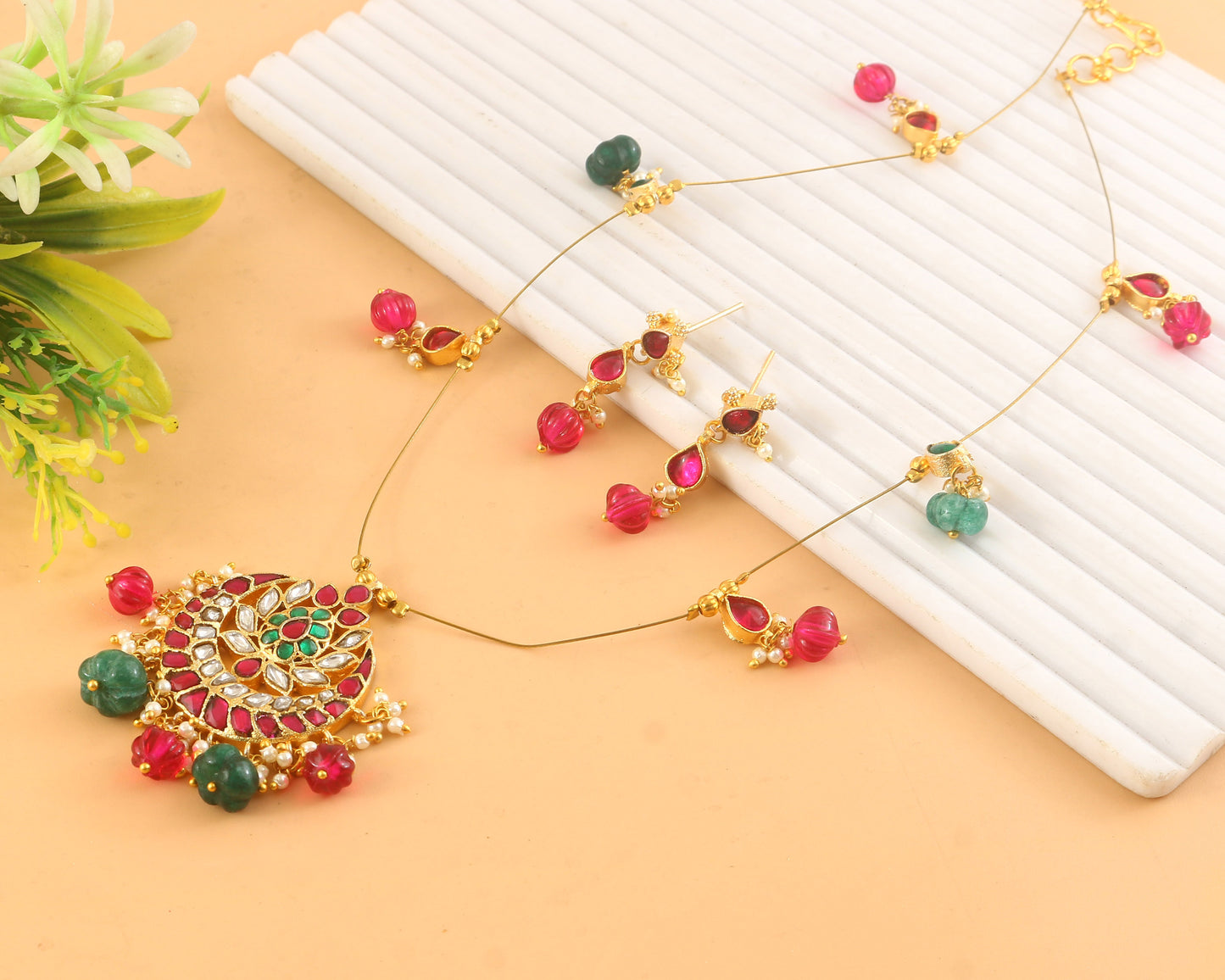 Jadau Kundan Necklace Set is beautifully handcrafted with premium