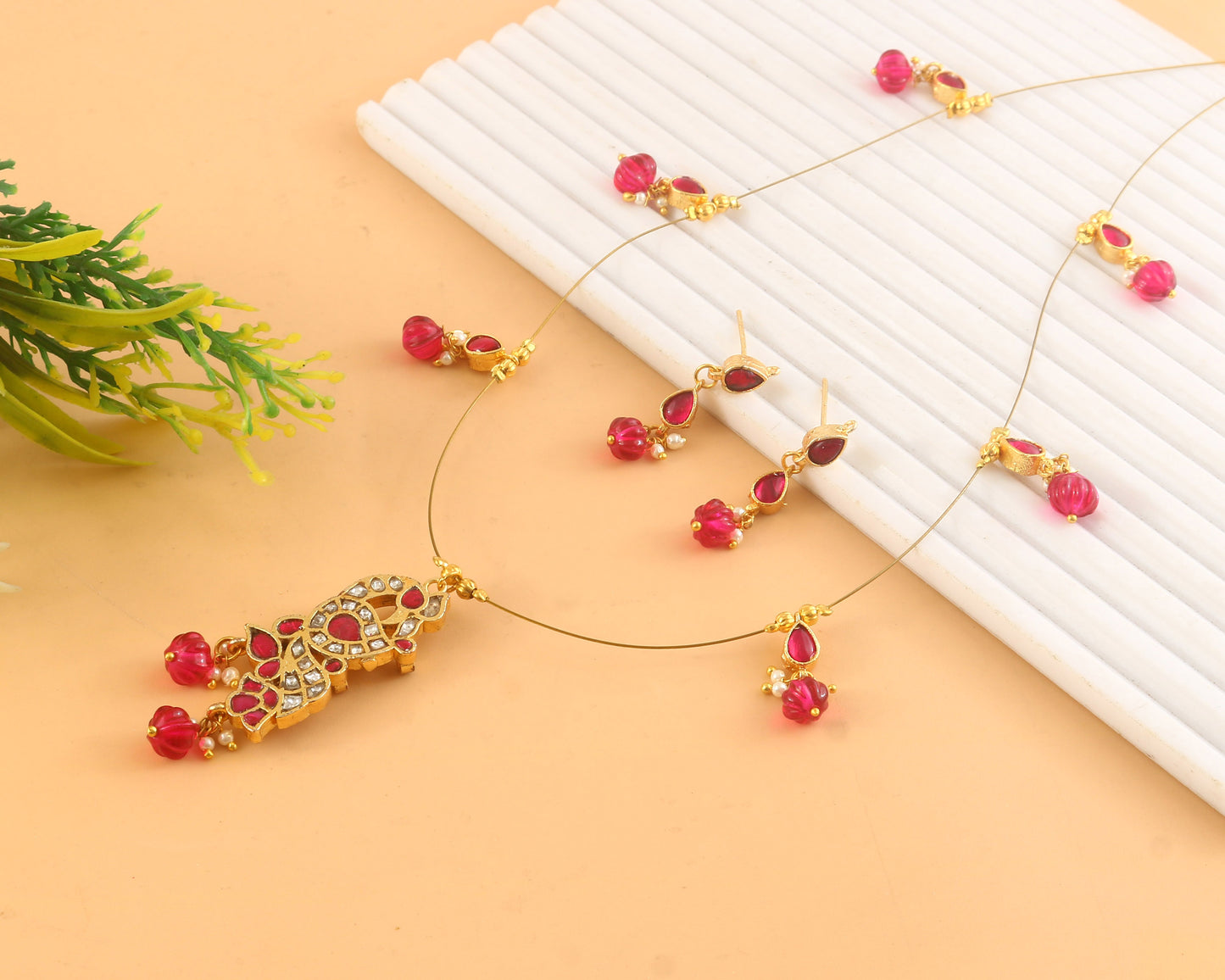 Jadau Kundan Necklace Set is beautifully handcrafted with premium Kundan