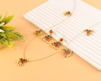 Jadau Kundan Necklace Set is beautifully handcrafted with premium Kundan