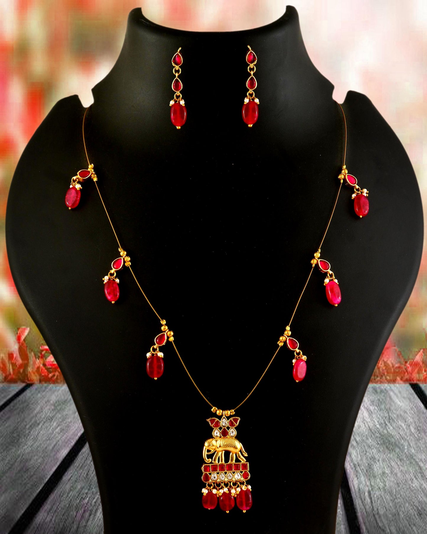 Jadau Kundan Necklace Set is beautifully handcrafted with premium Kundan