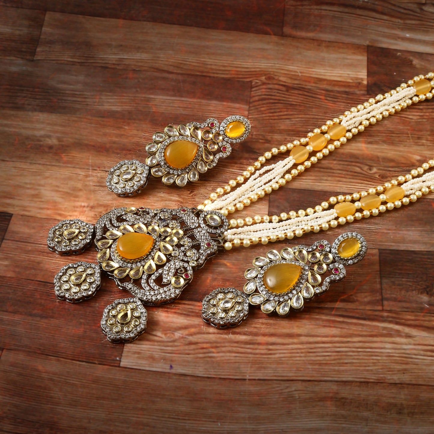 Jadau Kundan Necklace Set (Beads)