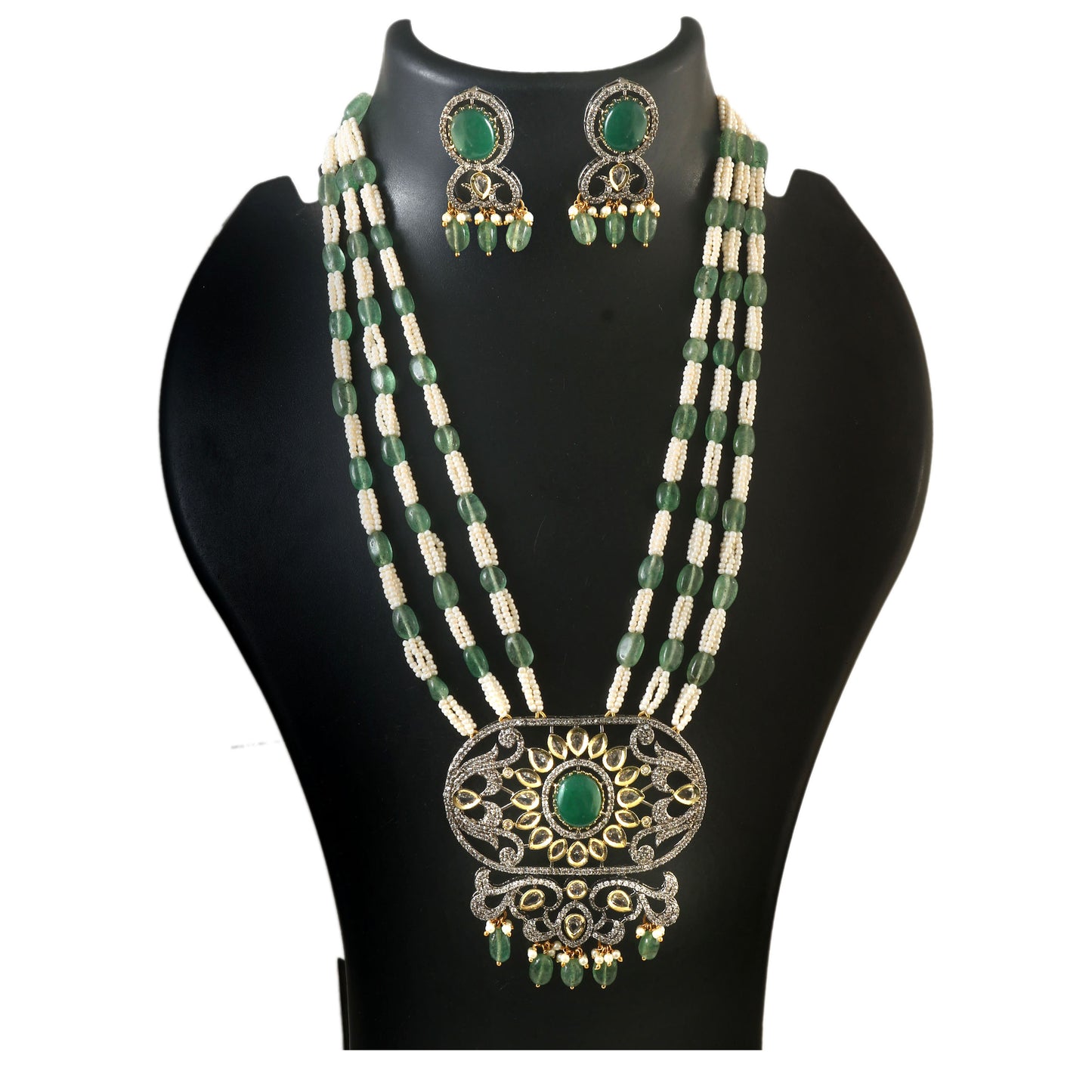 White Stone With Pearl Rani Haar