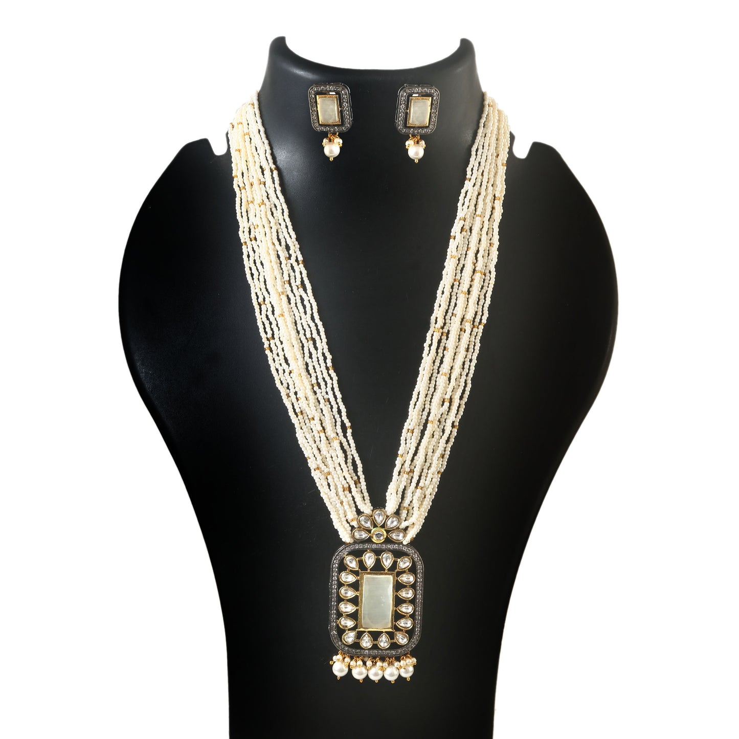 White Stone With Pearl Rani Haar