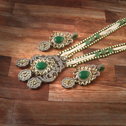 White Stone With Pearl Rani Haar