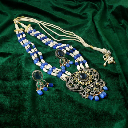 White Stone With Pearl Rani Haar