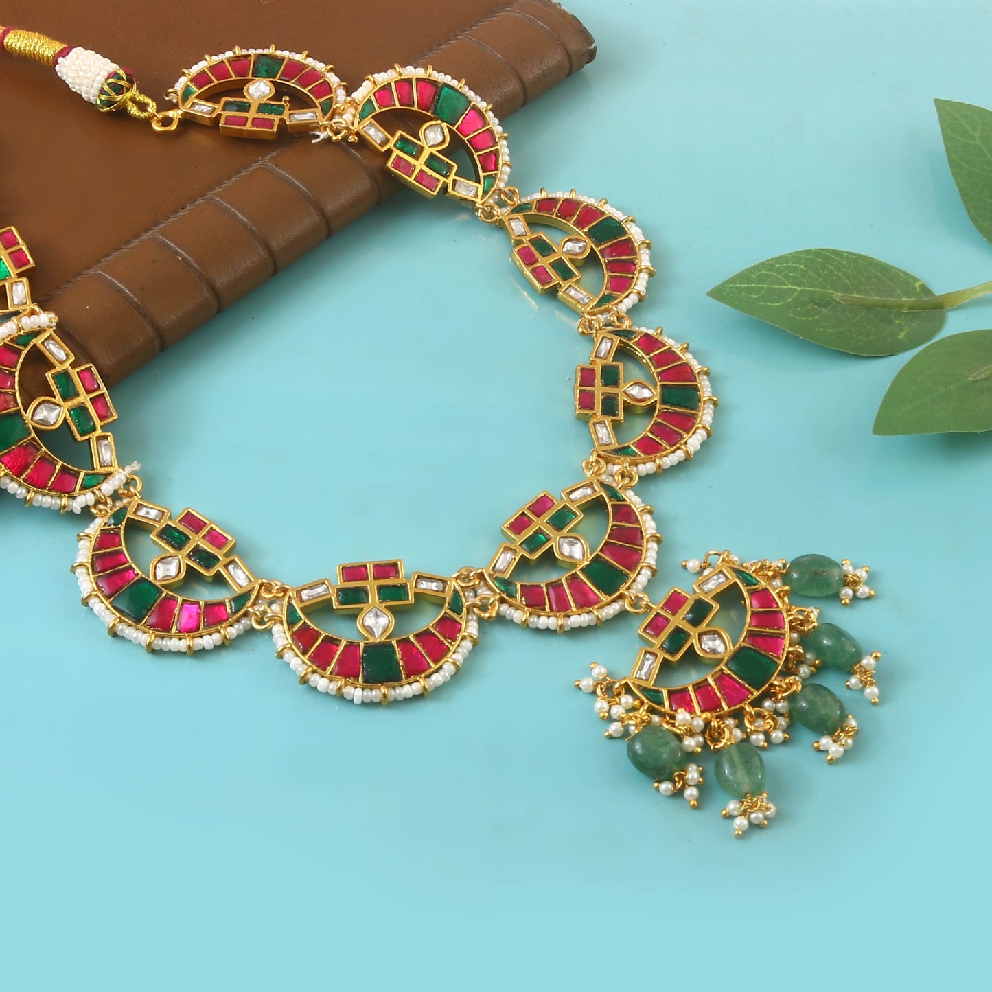 gold plated jadau kundan stone and pearls necklace set