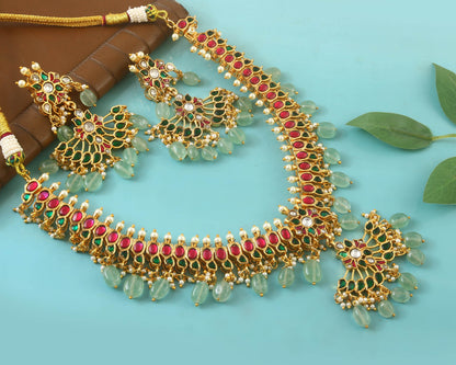 Jadau kundan necklace