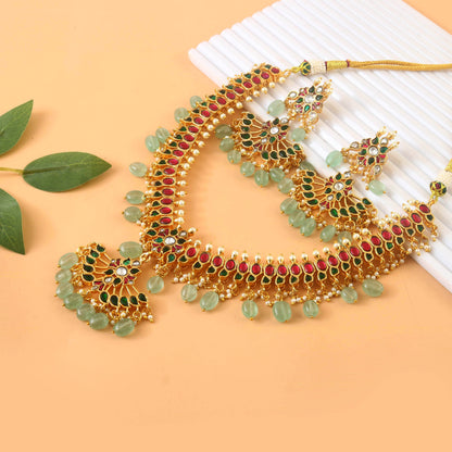 Jadau kundan necklace