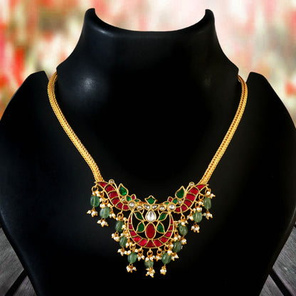 Elegant jadau kundan Necklace with Emerald bead Accents
