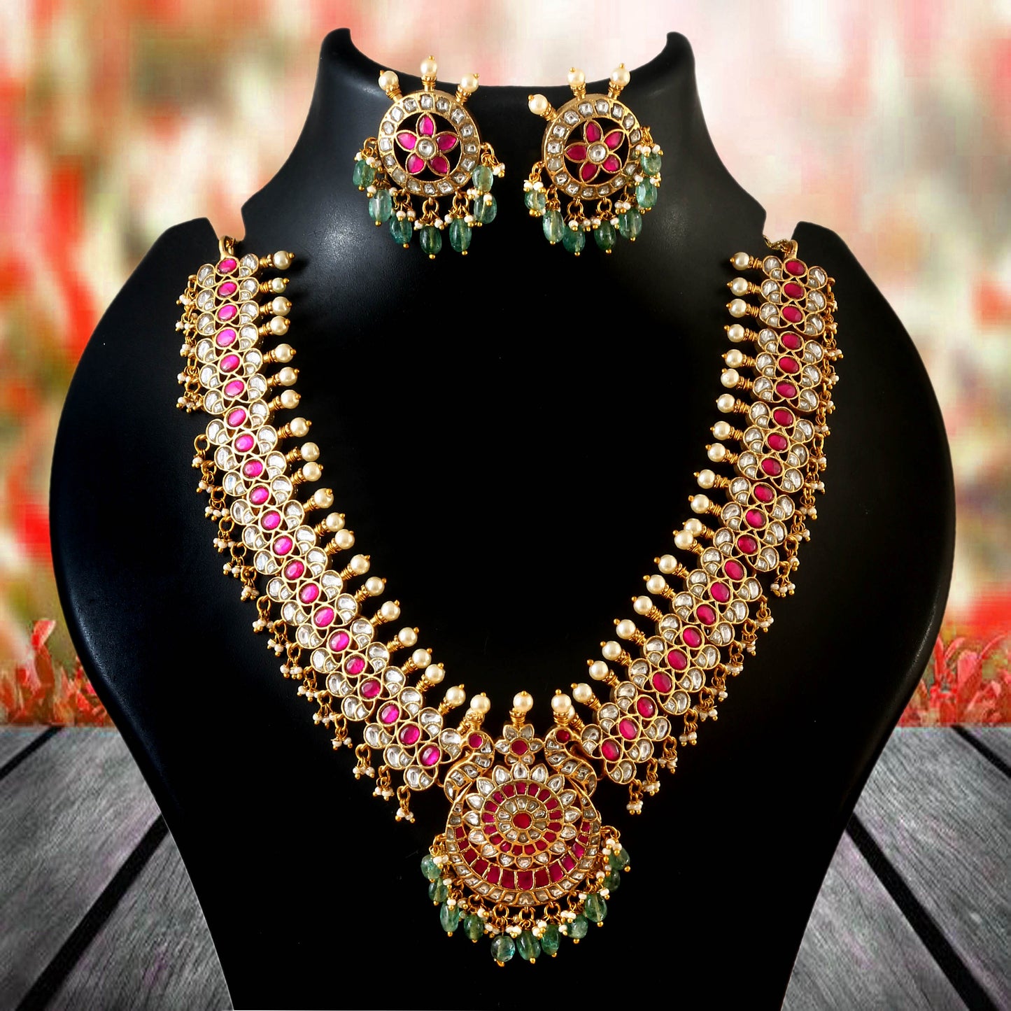 More Necklace set
