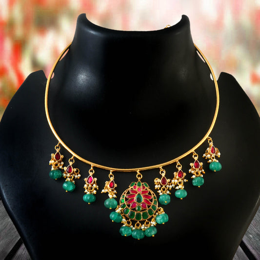 jadau kundan Necklace with Emerald bead Accents set