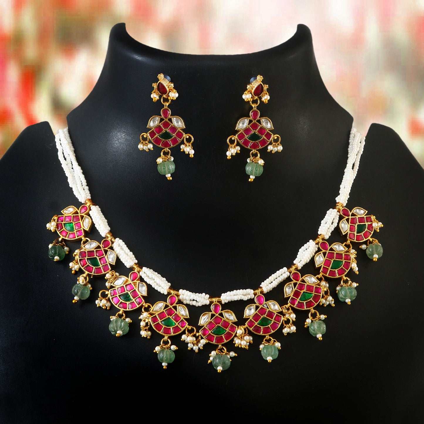 jadau kundan Necklace with Emerald bead Accents set