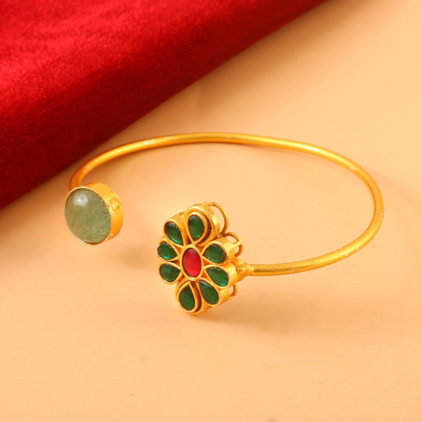 Kundan floral bracelet