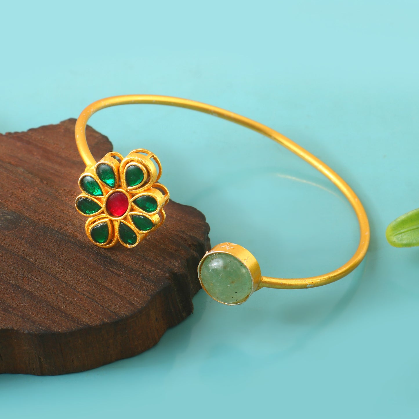 Kundan floral bracelet