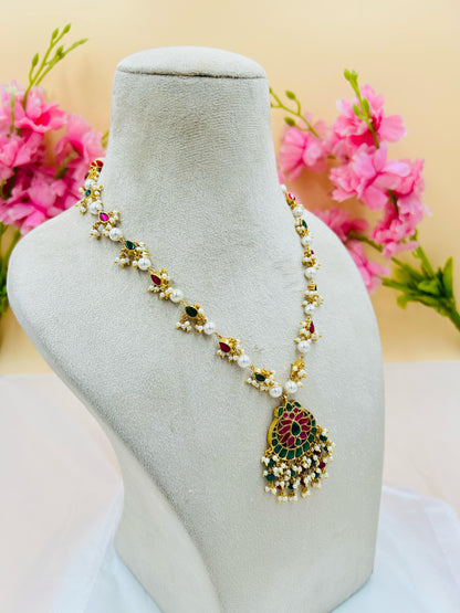 Jadau Kundan Necklace