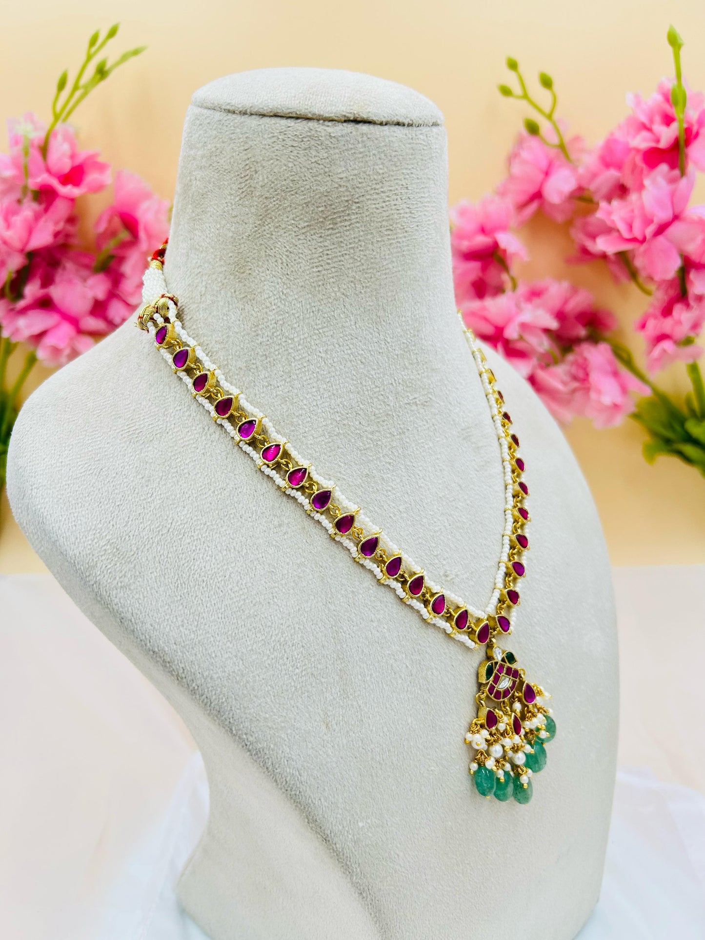Jadau Kundan Necklace Set