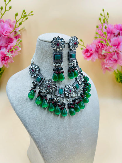 Necklace Set Black Polish (Green)