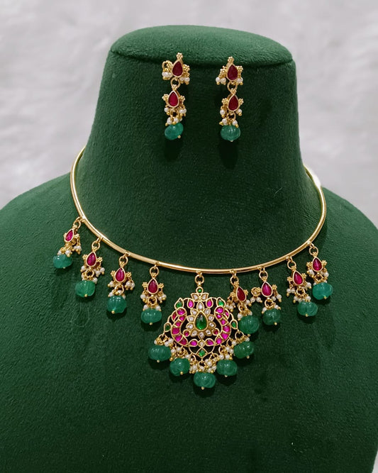 Pearl Drops Jadau Hasli Choker