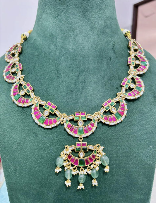 gold plated jadau kundan stone and pearls necklace set