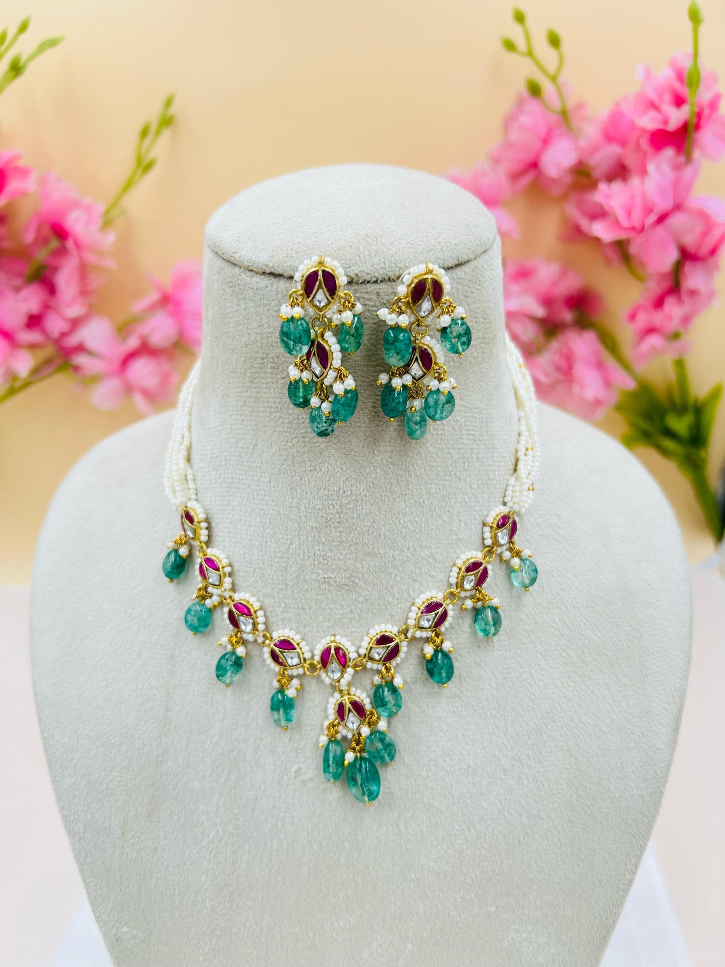 Jadau Kundan Necklace Set