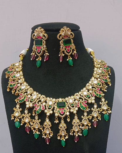 Jadau Tikda Necklase Set