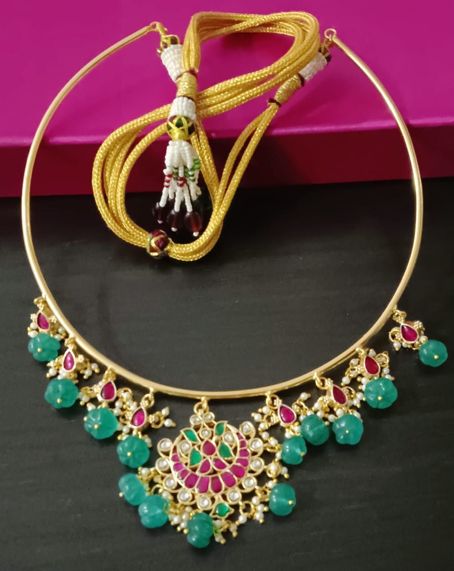 Pearl Drops Jadau Hasli Choker