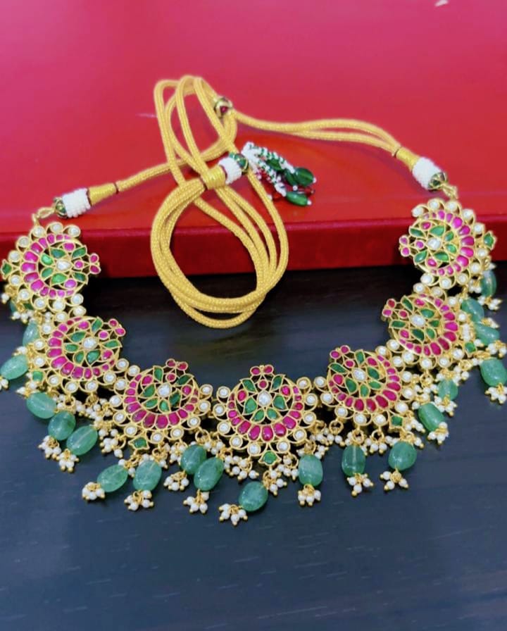 gold plated jadau kundan stone and pearls necklace set