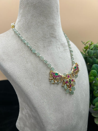 Jadau Trikon Necklase Set